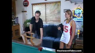 Hi Teen Club #9 - Pandora Nofy, Tony Tedeschi - tanora zazavavy fucked eo amin'ny kamory ambony latabatra