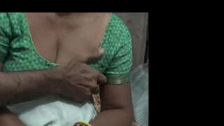 # Pa? o de panjo kun ŝia kornecan filo dividi ununura lito