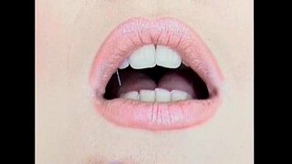 แองเจล่าเสือ-เลสเบี้ยนในสีขาว