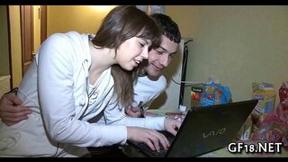 หน้าตาเป็นวัยรุ่นสวยงามต้องใช้หนัก 10-pounder