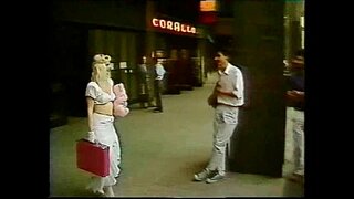 Ilona Staller Cicciolina-กล้ามเนื้อ Rosso(วิดีโอ name)